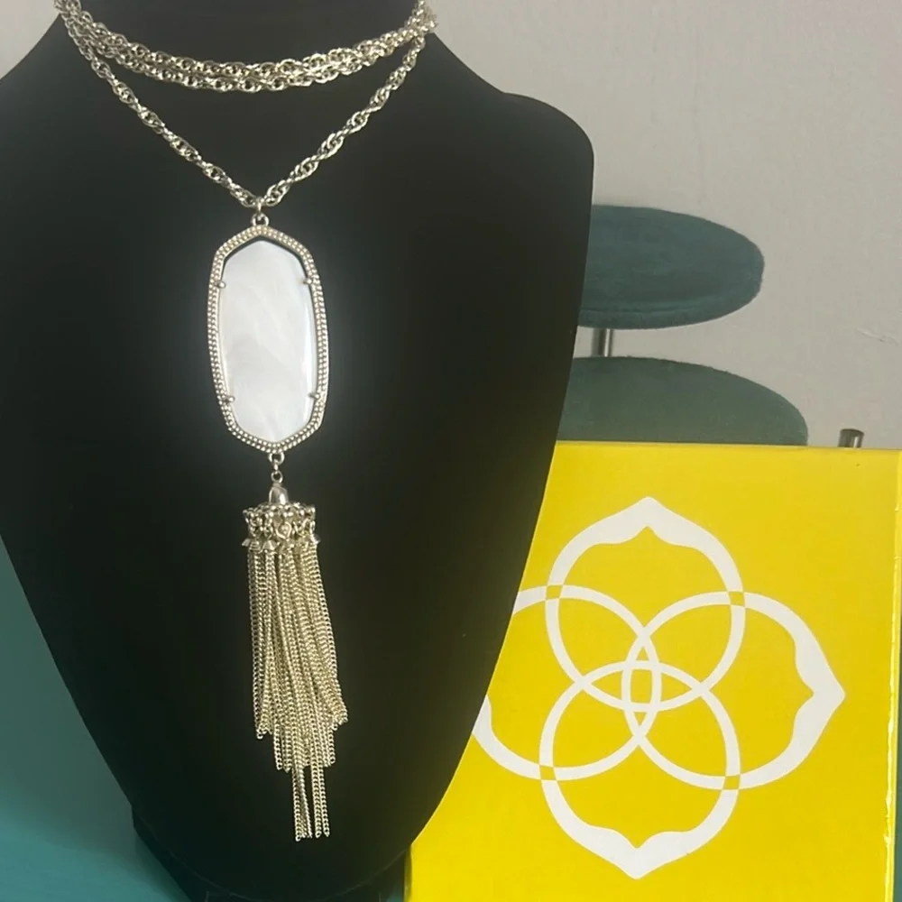 Kendra Scott Rayne Mother of Pearl Pendant Tassel Fringe Silver Tone Necklace - Picture 1 of 8